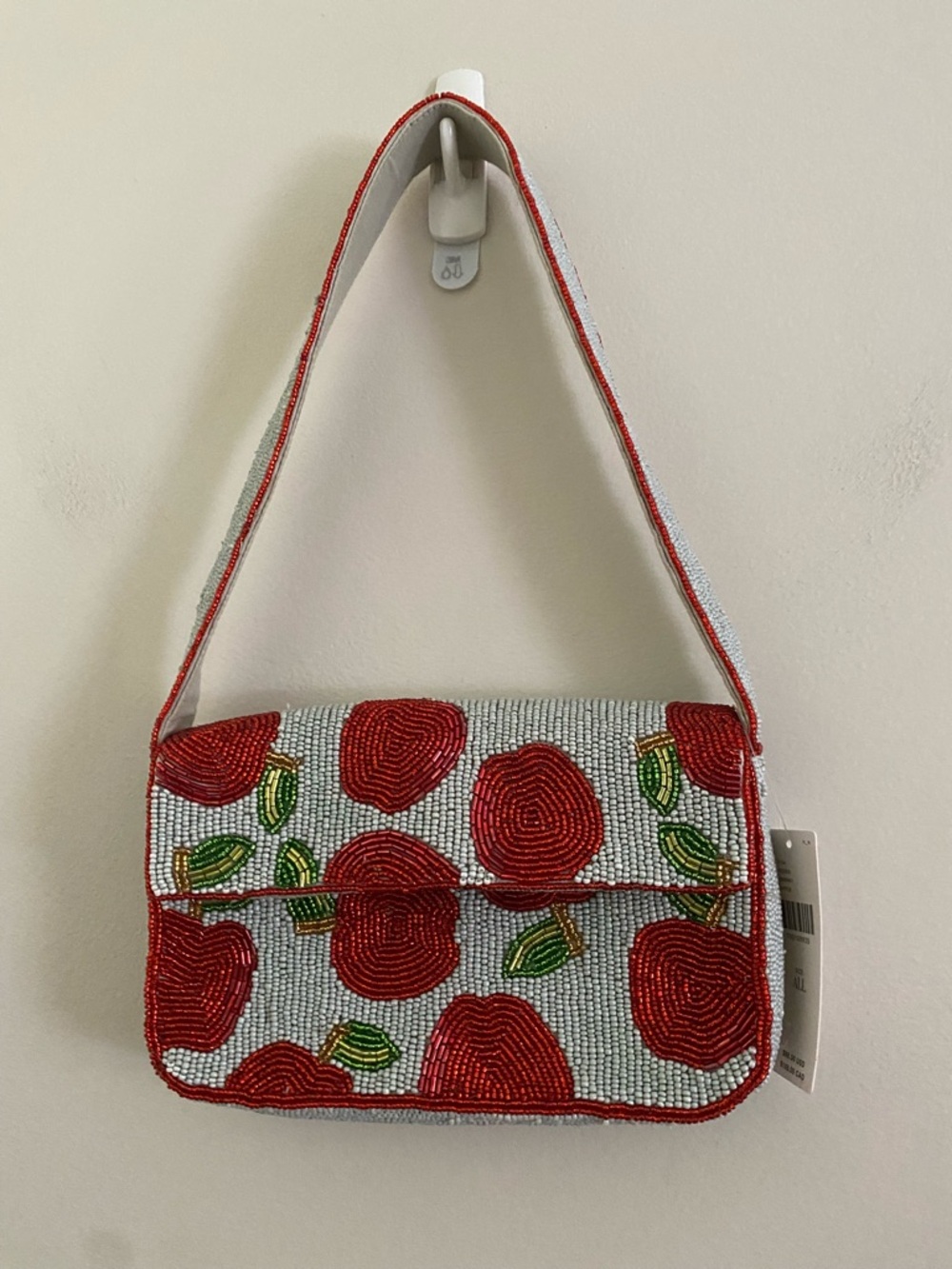 Anthropologie The Fiona Beaded Bag Food & Drink Edition Apple one size - Picture 3 of 3